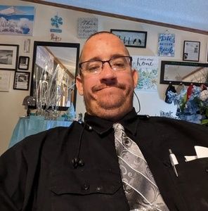 Meet your Posher, Kenneth